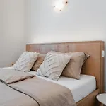 Quercus Apartment Vir
