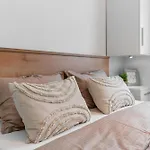 Quercus Apartment *