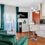 Quercus Apartment *