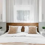 Quercus Apartment