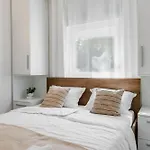 Quercus Apartment *