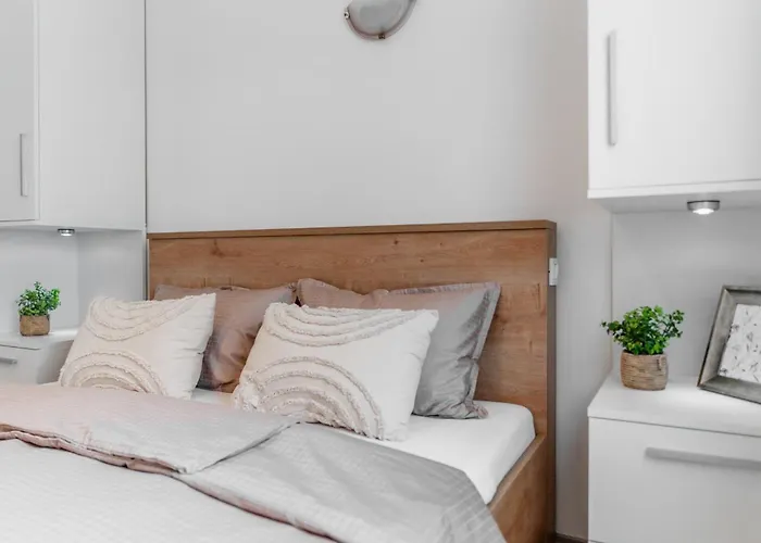 Quercus Apartmán Vir